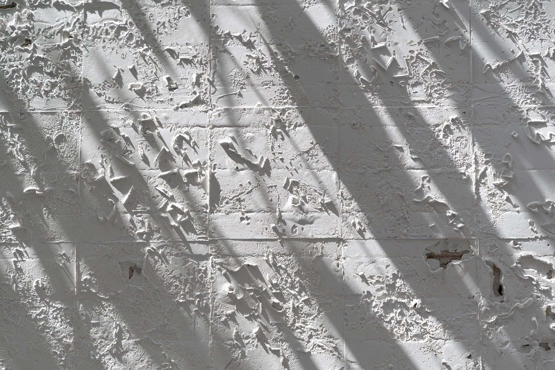 The Writing on the Wall, Erada Jumaa, 2021, Photography: Daniel Hanoch