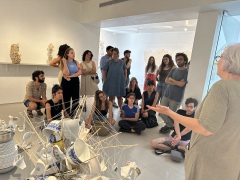 מפגש עם שלומית באומן בבית בנימיני, קורס ׳מדידת דופק׳ בהנחיית תומר ספיר, 2024.