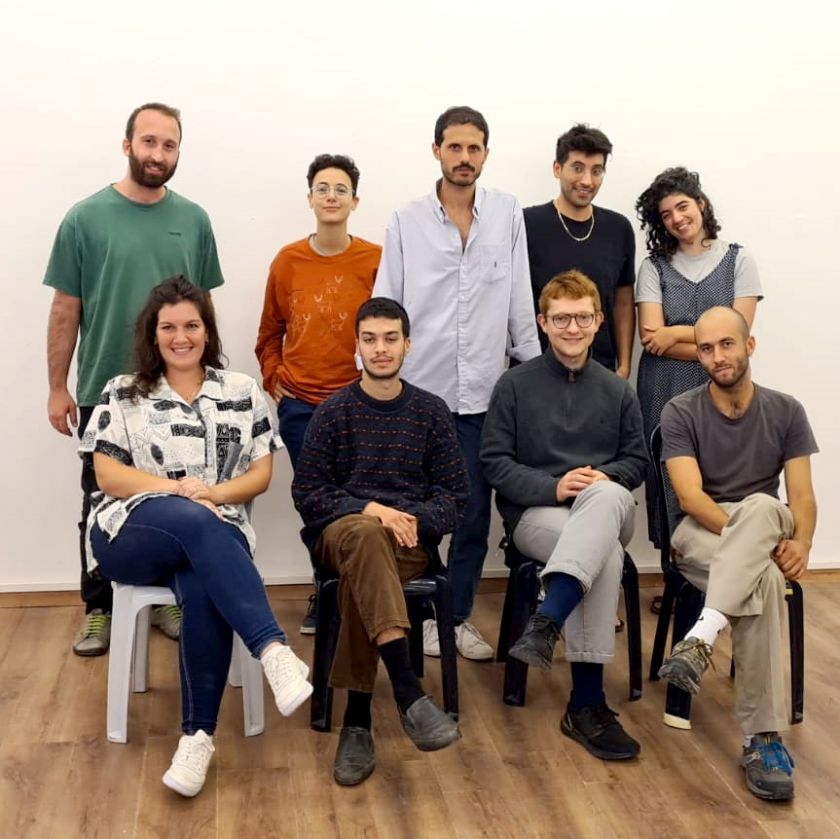 תמונה קבוצתית של המחזור השביעי של עמיתי בצלאל