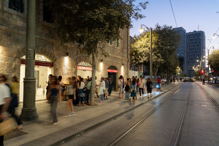 צילום פתיחת תערוכה בגלרית ביתא