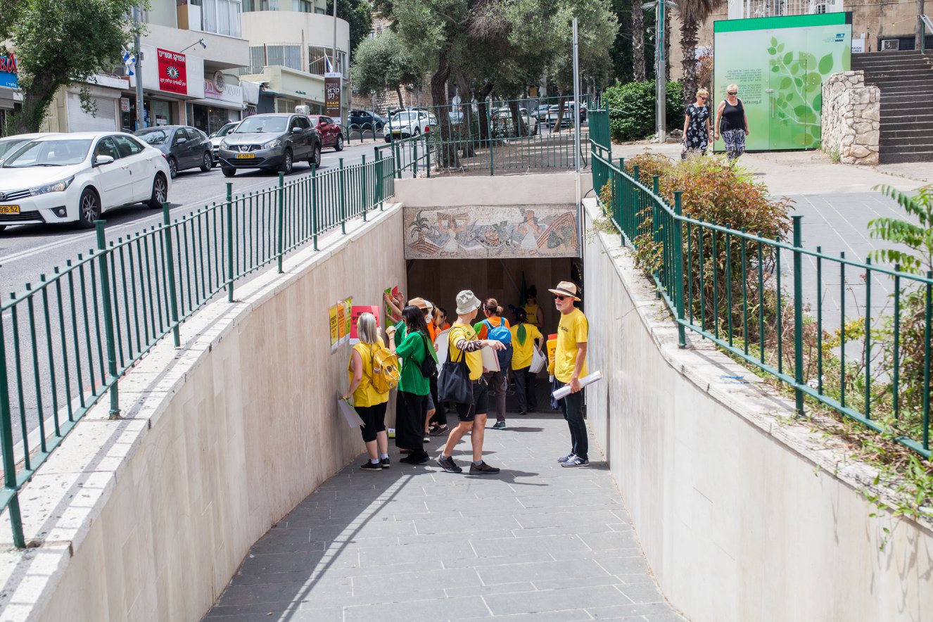 ביקור וסיור בשכונת הדר בחיפה במסגרת ההיפר-סטודיו _מרד הסטודנטים