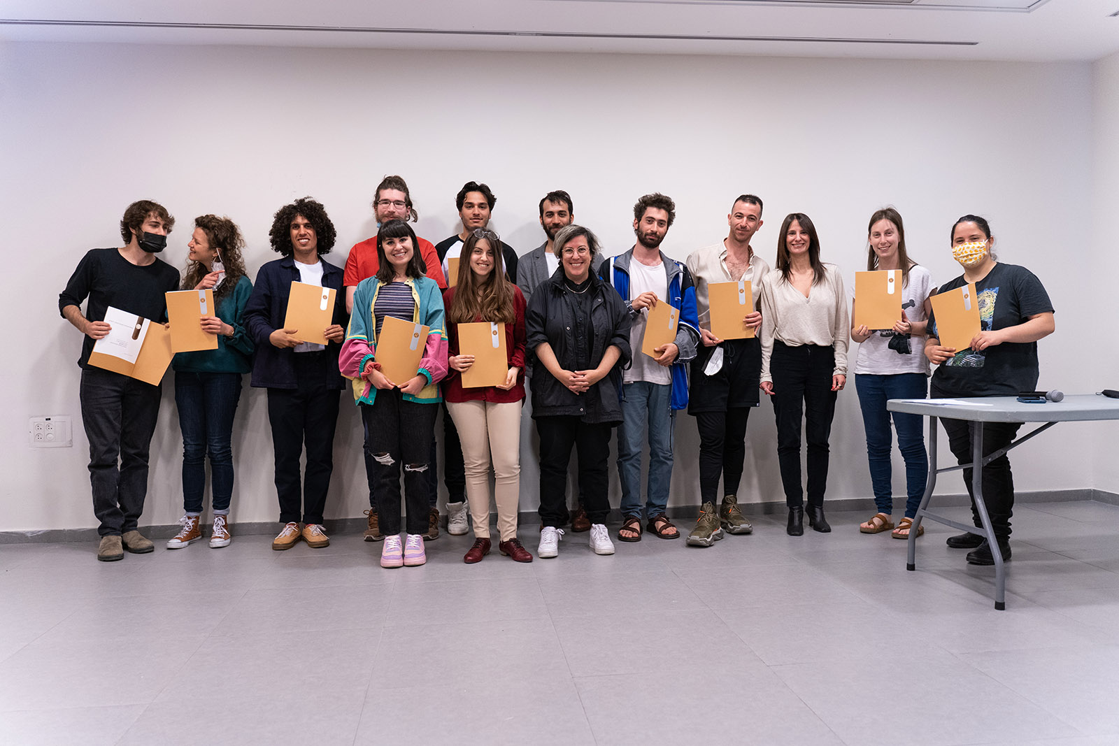 בצלאל מברכת את הסטודנטים והסטודנטיות המצטיינים לשנה"ל תש"פ