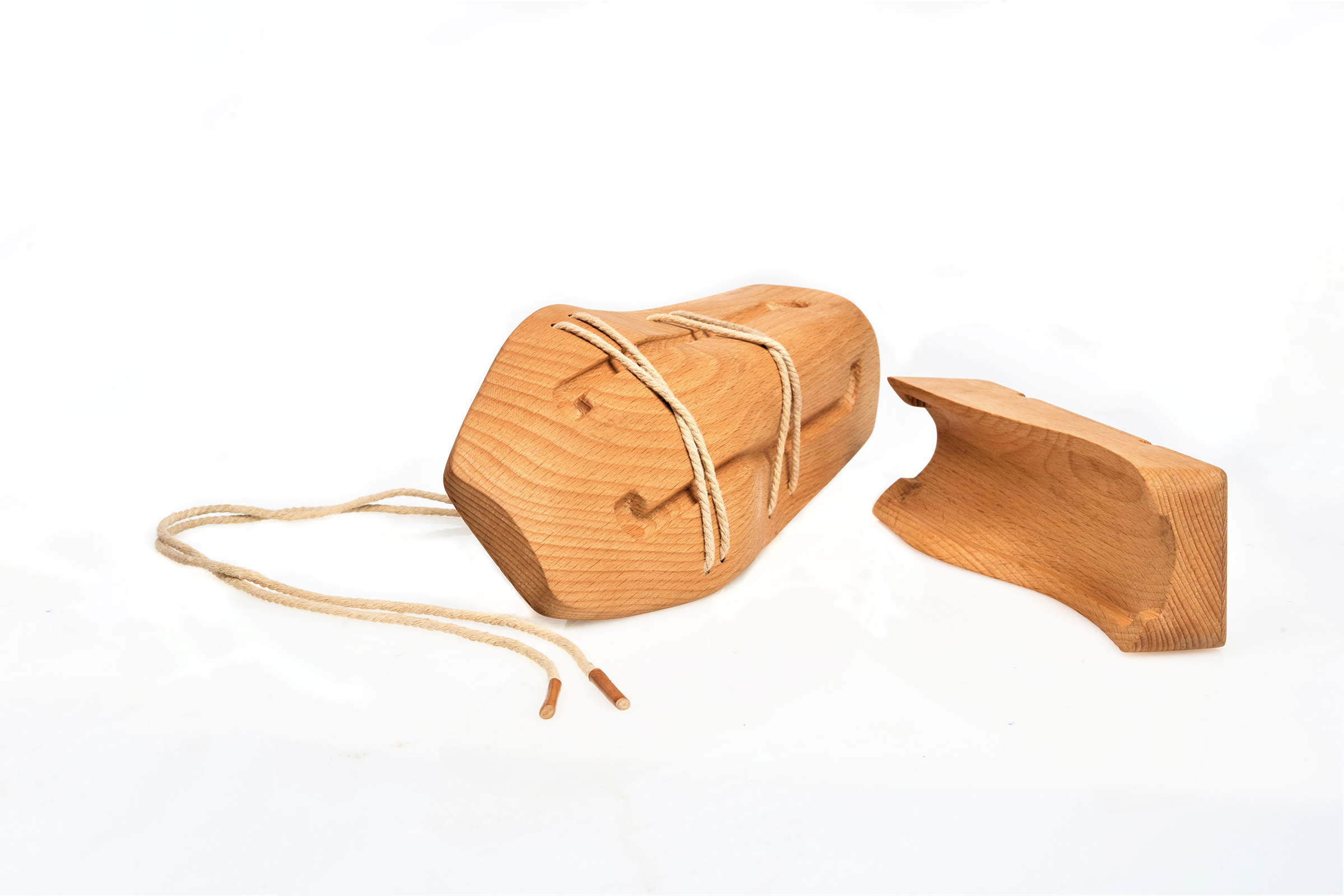 Lavender squeezing shoes, Ahlam Kaysi