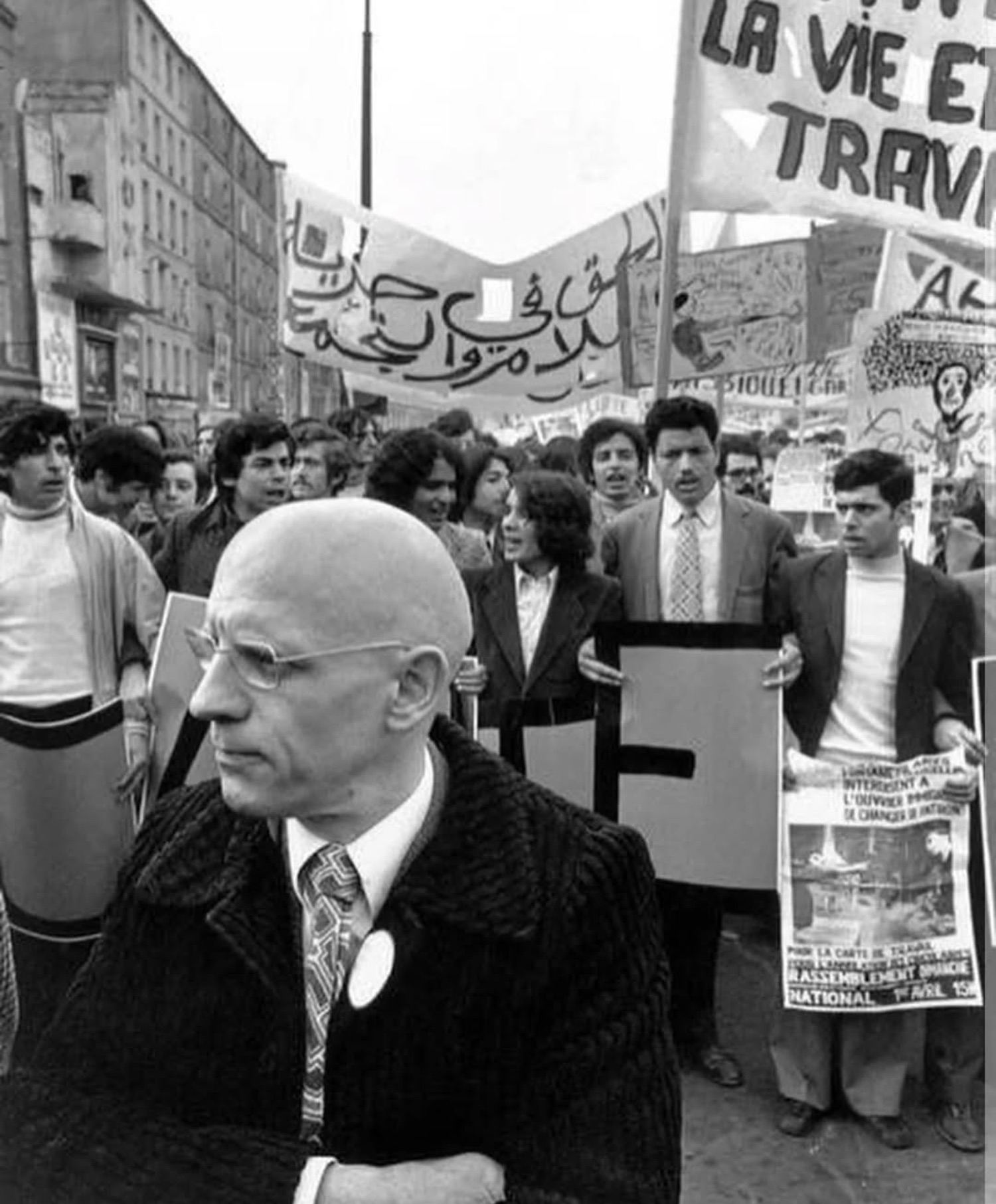 פוקו מבקר בהפגנת פועלים באיראן, 1978 צילום: contretemps.eu