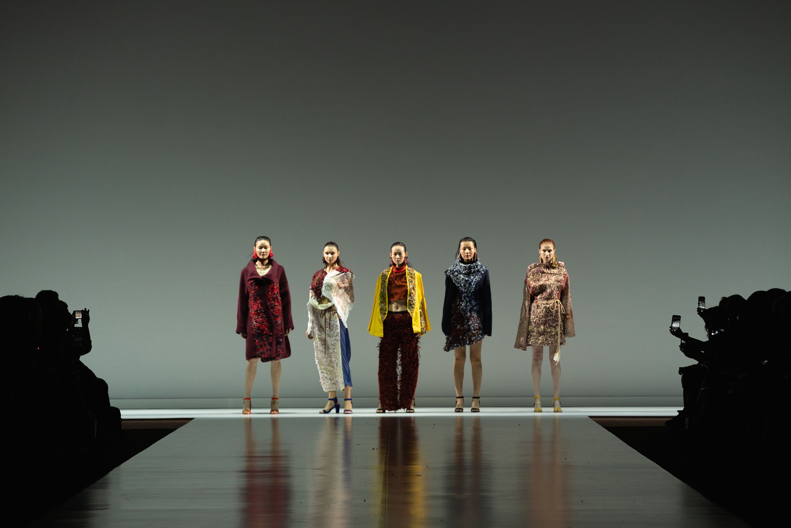 'מבוך טקסטילי', פרויקט הגמר של גנית גולדשטיין, מתוך Redress Design Award 2018 כחלק מ-Hong Kong Fashion Week